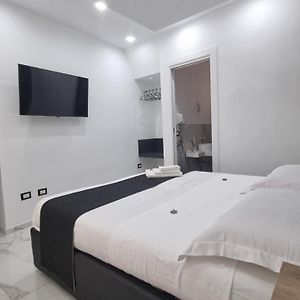 Rooms Vico Giunti